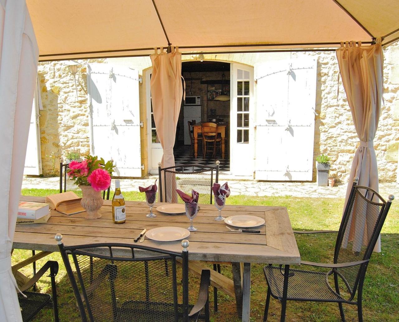 Domaine Des Hirondelles Villa Saint-Vincent-de-Cosse Екстериор снимка