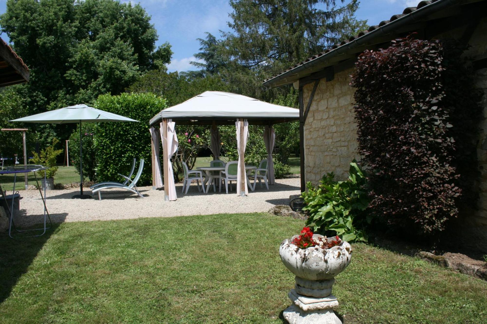 Domaine Des Hirondelles Villa Saint-Vincent-de-Cosse Екстериор снимка