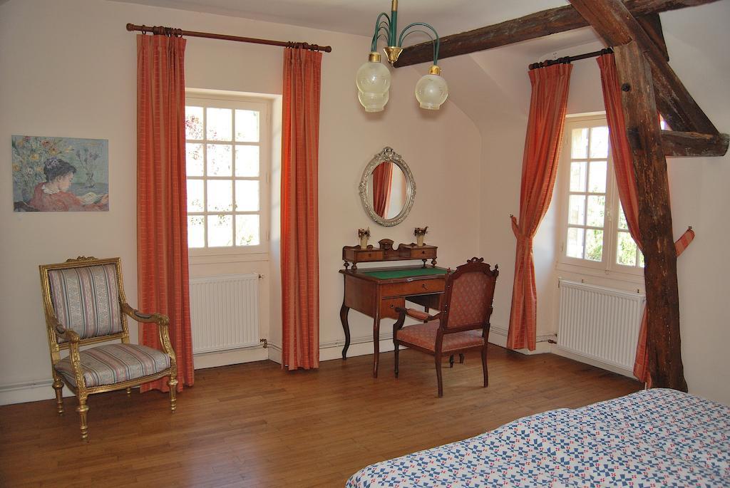 Domaine Des Hirondelles Villa Saint-Vincent-de-Cosse Стая снимка